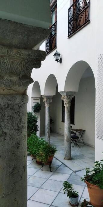 Disfruta De La Historica Cordoba Apartment Luaran gambar