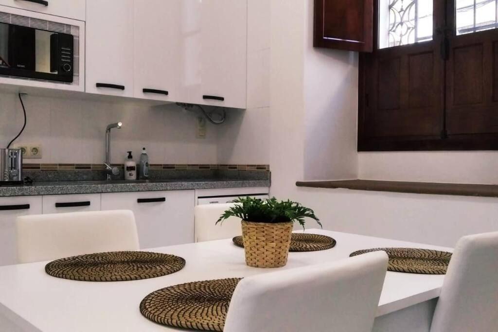 Disfruta De La Historica Cordoba Apartment Luaran gambar